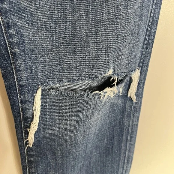 J. Crew Women's Ankle Length Distressed Raw Hem Medium Wash Jeans Size 29 - Picture 3 of 15